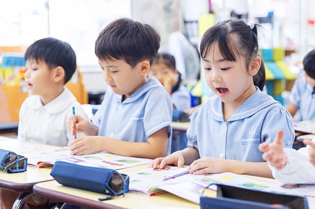 キンダークラス